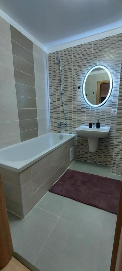 Mountain View Maria Apartment Брашов Екстериор снимка