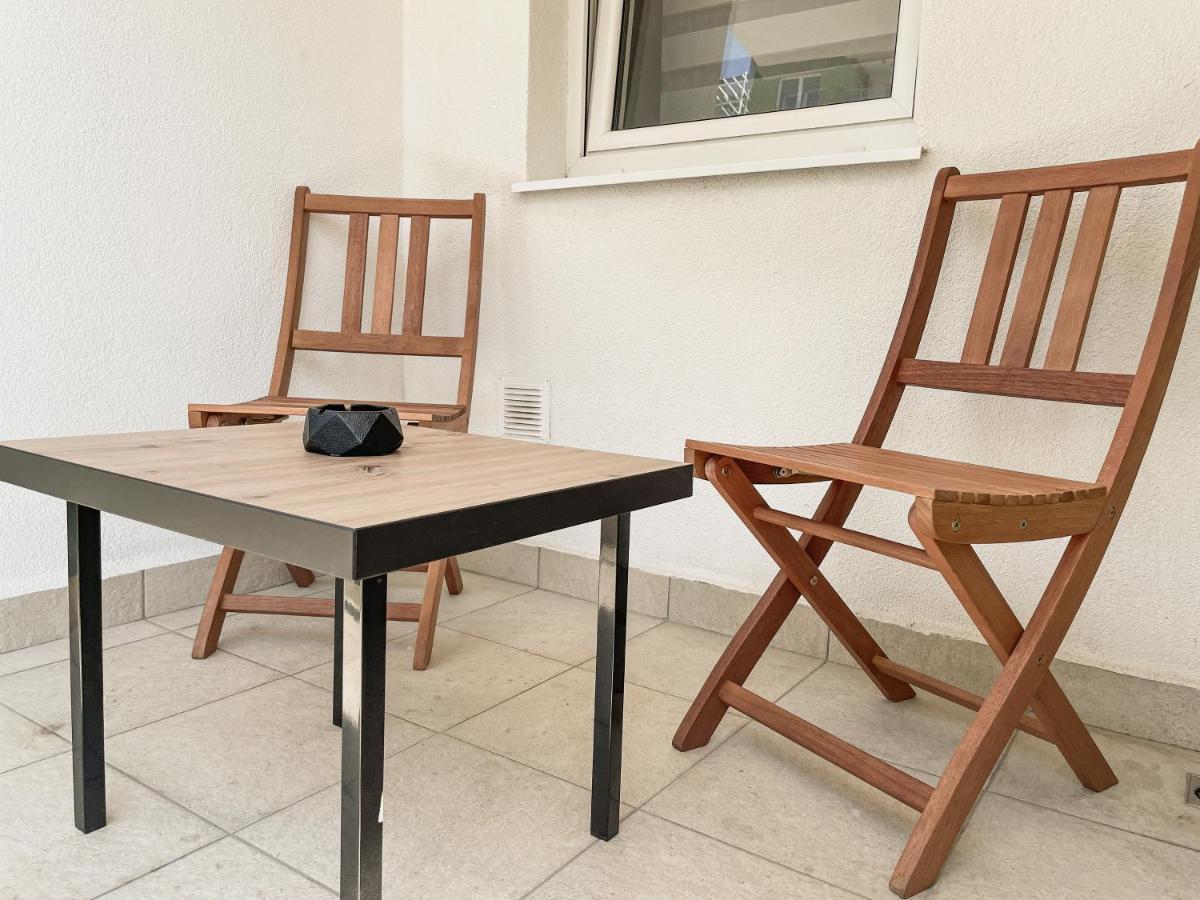 Mountain View Maria Apartment Брашов Екстериор снимка